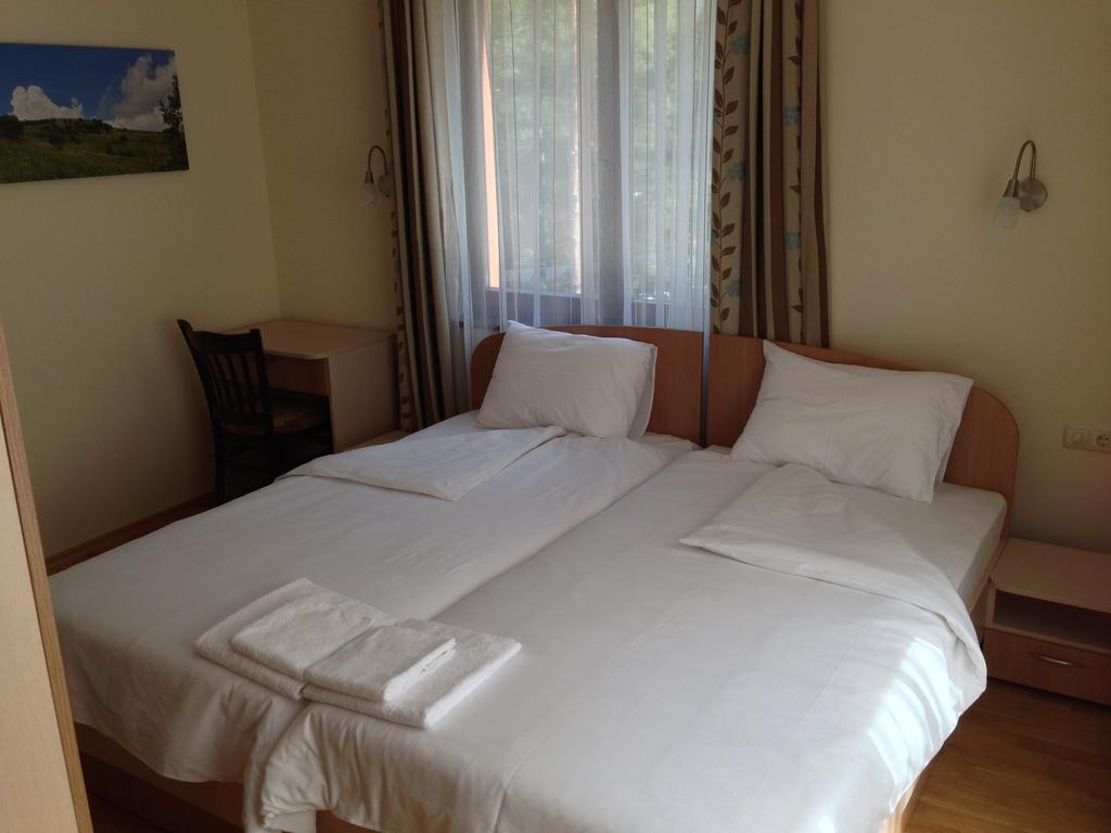 Mala Planina Guest House Iskrets Chambre photo