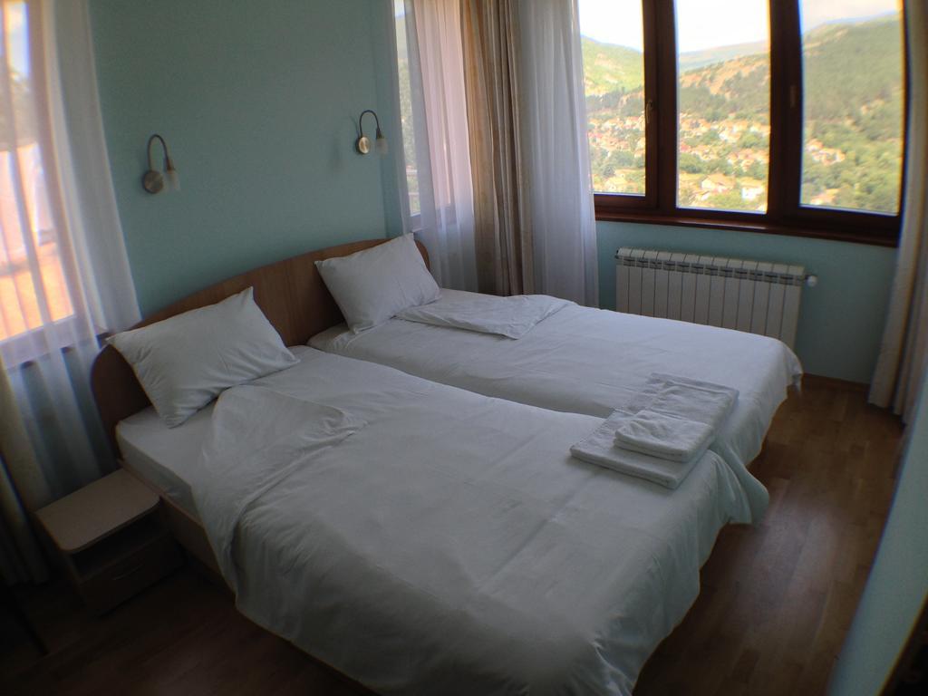 Mala Planina Guest House Iskrets Extérieur photo