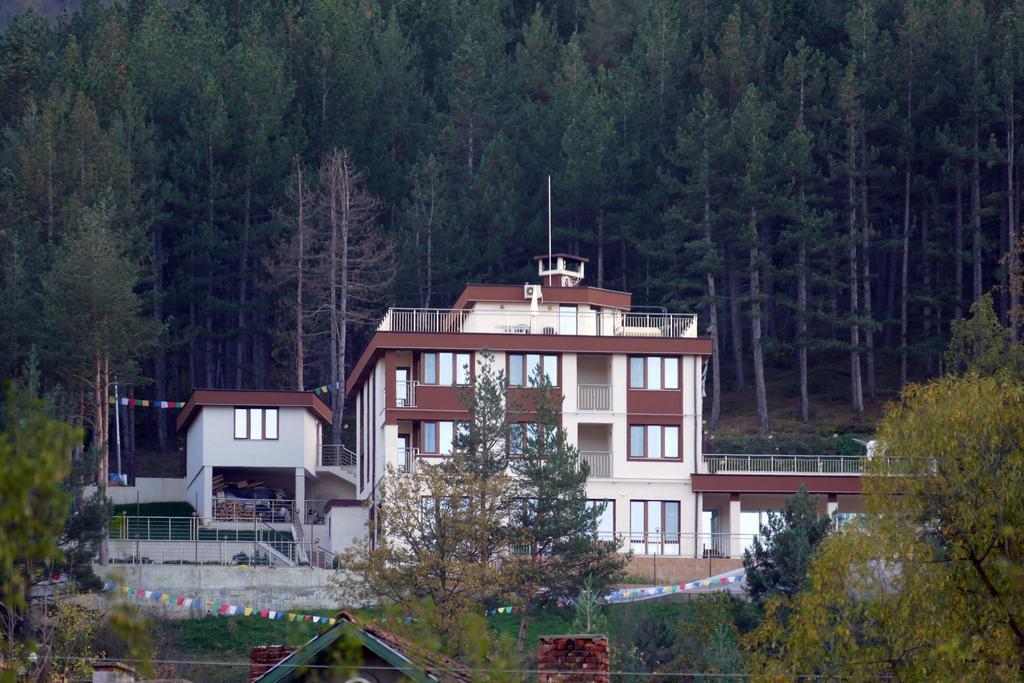 Mala Planina Guest House Iskrets Extérieur photo