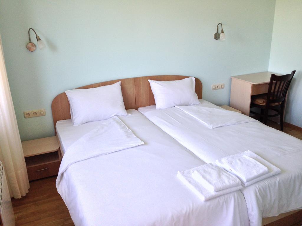 Mala Planina Guest House Iskrets Chambre photo