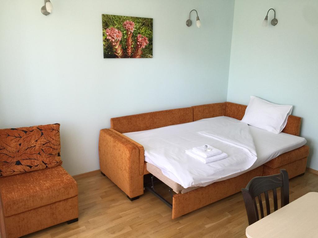 Mala Planina Guest House Iskrets Extérieur photo