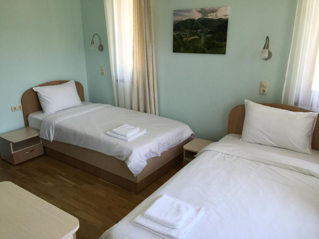 Mala Planina Guest House Iskrets Extérieur photo